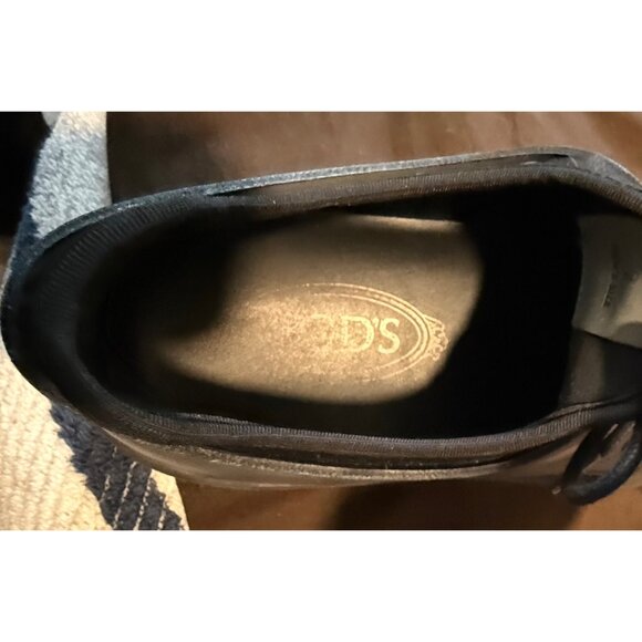 Tod’s Men’s Black Leather Derby Shoes Size 9 | Italian Luxury Lace-Up Dress Shoe - Picture 12 of 12